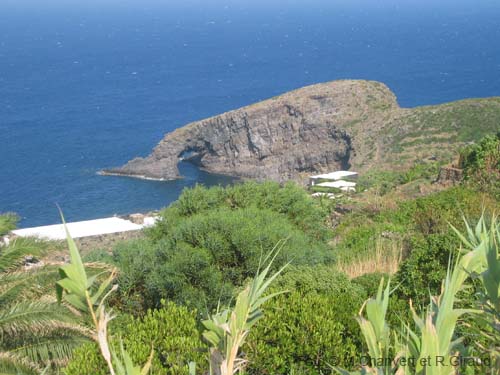 Pantelleria Panorama Arco dell'Elefante