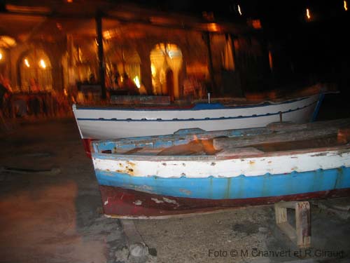 Locale di Pantelleria di notte